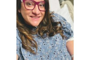 Mãe engravida de trigêmeos após ter gêmeos