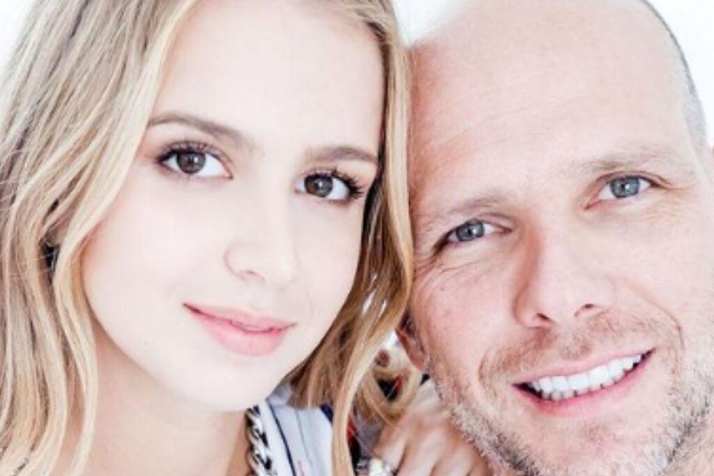 Isa Scherer compara filho com avô