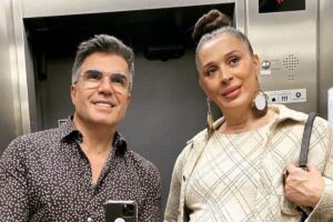 Grávida, Claudia Raia mostra o marido Jarbas Homem de Mello deitado em sua barriga: “Meu menino”