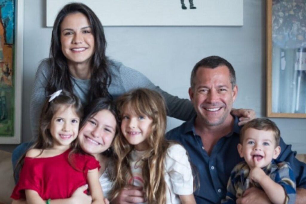 Filho de Malvino Salvador completa dois anos