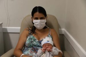 Em Campinas, bebê nasce na virada do ano e recebe nome inusitado