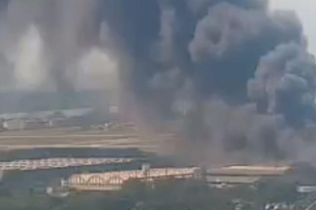 Incêndio atinge Aeroporto no Rio de Janeiro, o Galeão