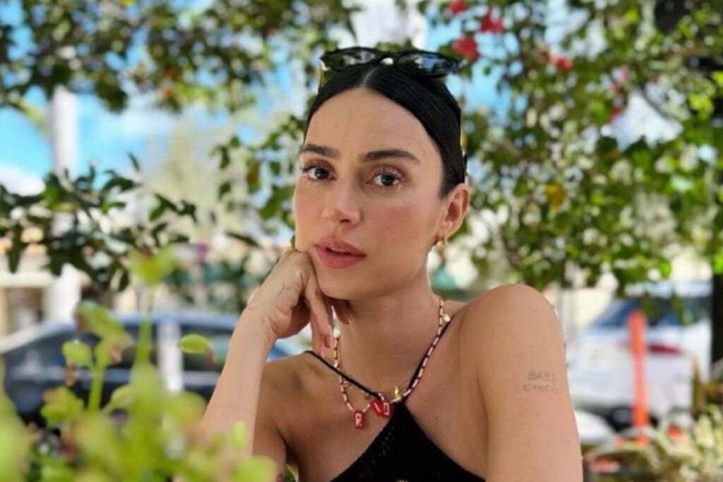 Foto publicada por Renato Góes em homenagem a Thaila Ayala