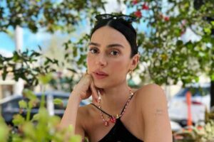 Foto publicada por Renato Góes em homenagem a Thaila Ayala