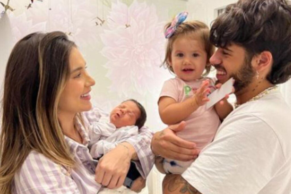 Virginia publicou registros com a família