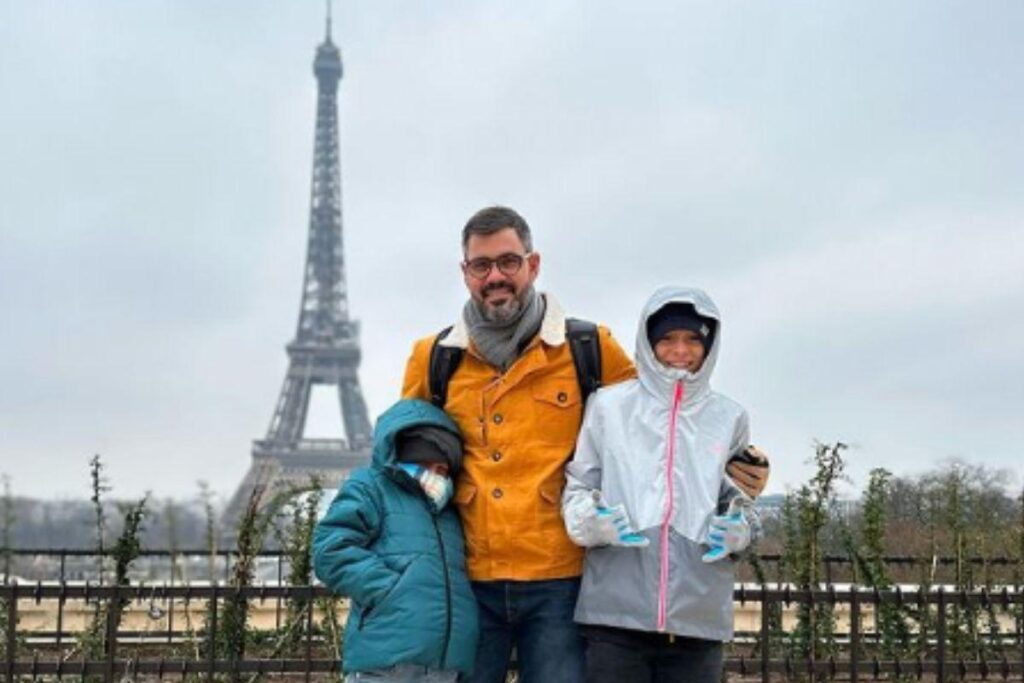 Juliano Cazarré mostra detalhes de viagem com os filhos para Europa