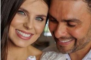 Mano Walter e Débora Silva fazem batizado luxuoso para a filha mais nova