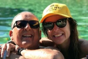 Galvão Bueno e Desirée Soares celebraram os 22 anos de casamento em novembro do ano passado