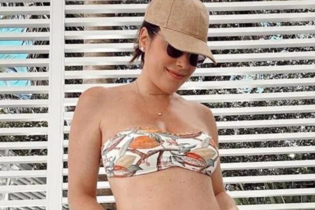 Fabiana Justus aparece de biquíni e mostra barriga de 15 semanas de gravidez: “Momento mágico”