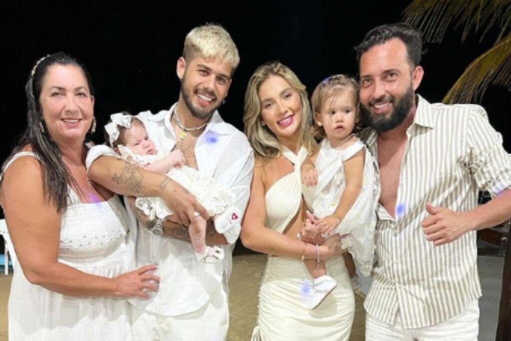 Mãe de Virginia com as netas