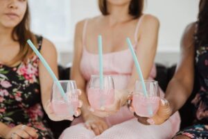 Presentes também foram exigidos