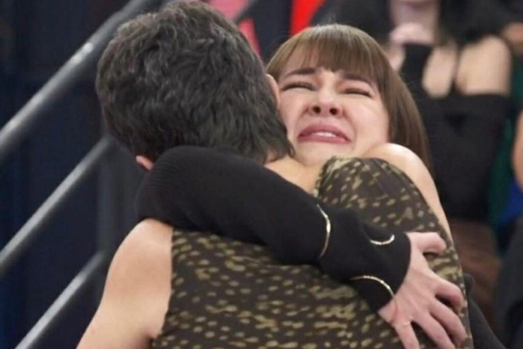 Sandra Annenberg consolou Klara Castanho após depoimento no programa