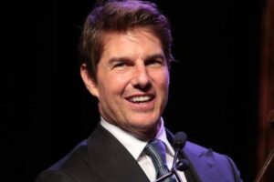Tom Cruise não vê filha há dez anos e paga pensão milionária
