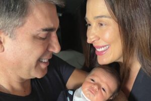 Stories de Claudia Raia sobre manta do filho