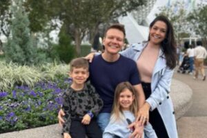 Thais Fersoza mostra momento especial com filha