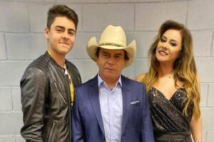 A cantora relembrou uma apresentação em família feita em 2011