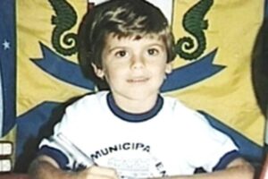 O garoto foi encontrado em vísceras e mutilado