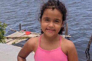 Menina de 6 anos é morta por adolescente