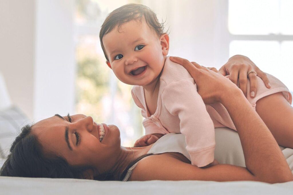 As mães podem ser professoras, médicas, plantonistas e muito mais
