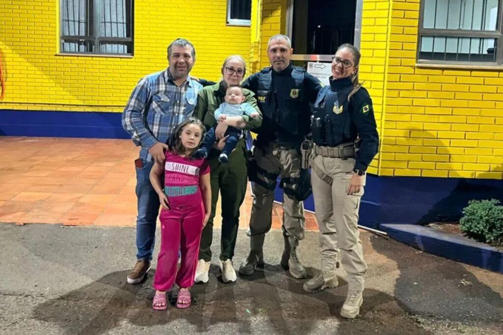 Eles realizaram o salvamento do bebê