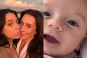 Ela fez uma chamada de vídeo com a filha