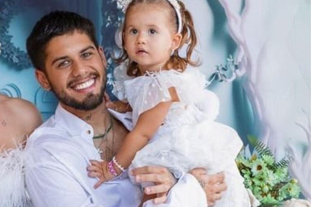 Maria Alice está completando 2 anos