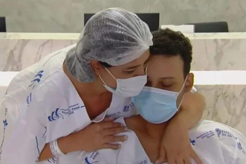 Mãe doa rim para filho