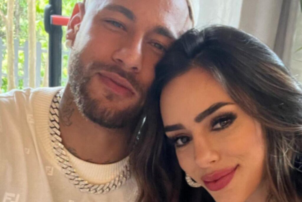 Bruna Biancardi mostra barriga de grávida