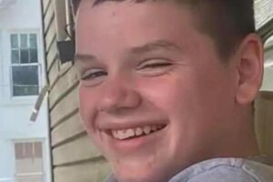 Desafio nas redes sociais leva adolescente de 13 anos à morte por overdose de antialérgico