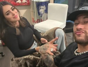 Bruna Biancardi e Neymar Jr assumem gravidez