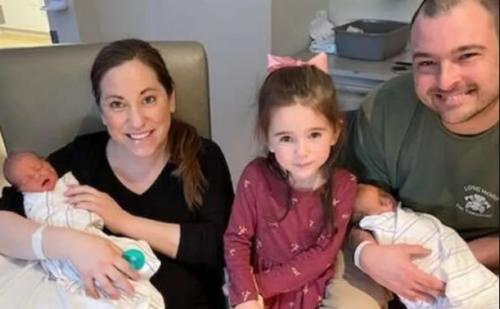 Ariana tirou a própria vida apenas nove dias após o parto dos gêmeos; na foto, com a primogênita