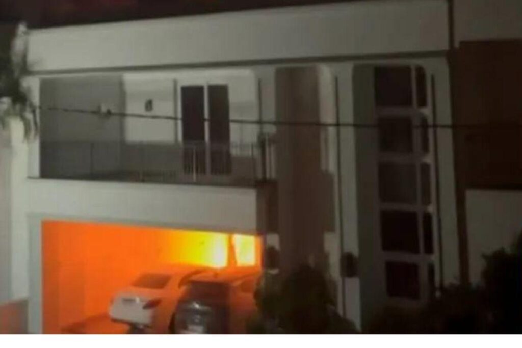 O incêndio começou por volta das 5 horas da manhã desta sexta-feira, 30 de junho