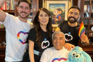 Mauro com o pai, Mauricio e a mãe, Alice