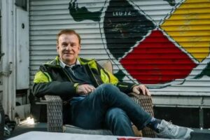 5 pessoas estavam a bordo no submarino