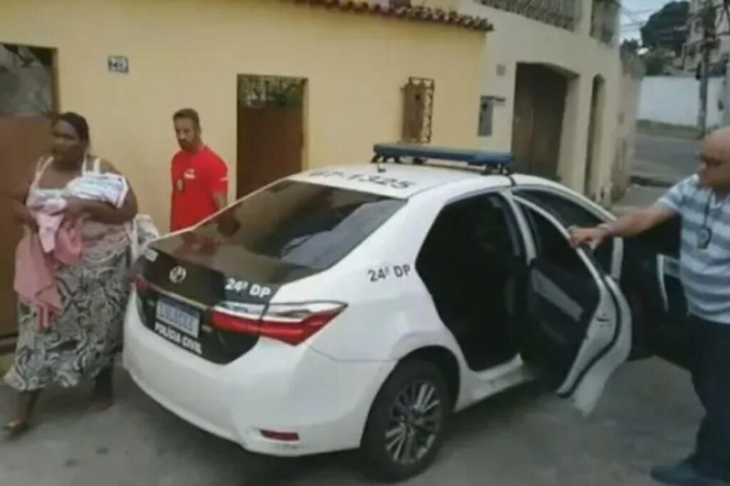 Casal acusado de sequestro diz que mãe entregou bebê