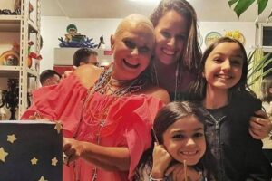 Fafá de Belém com a filha