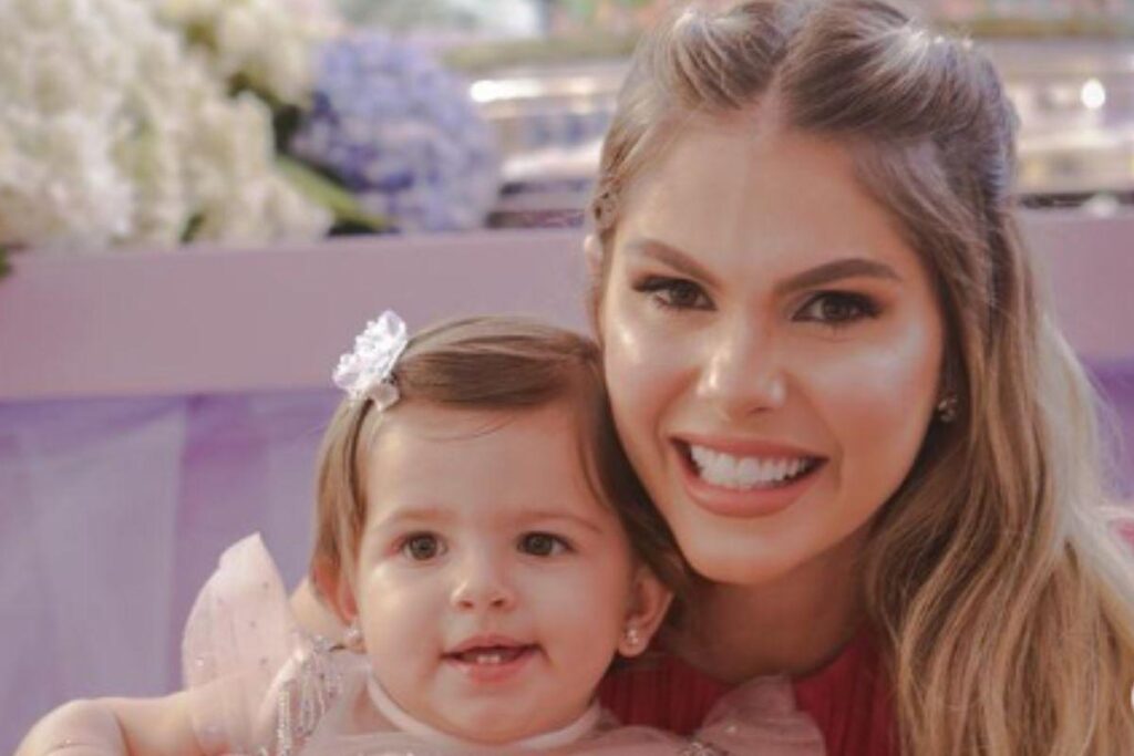Bárbara Evans conta que adaptou sua rotina para conseguir engravidar de gêmeos: “Parei a dieta”