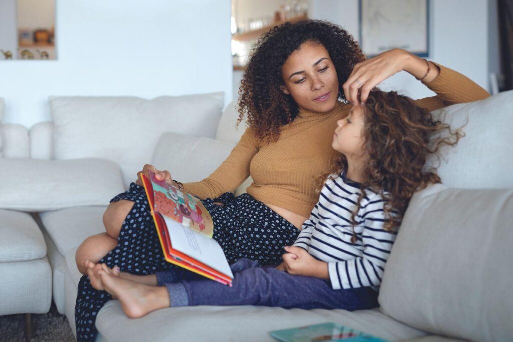 A mulher descobriu que a relação do marido e de sua mãe já durava há 22 anos