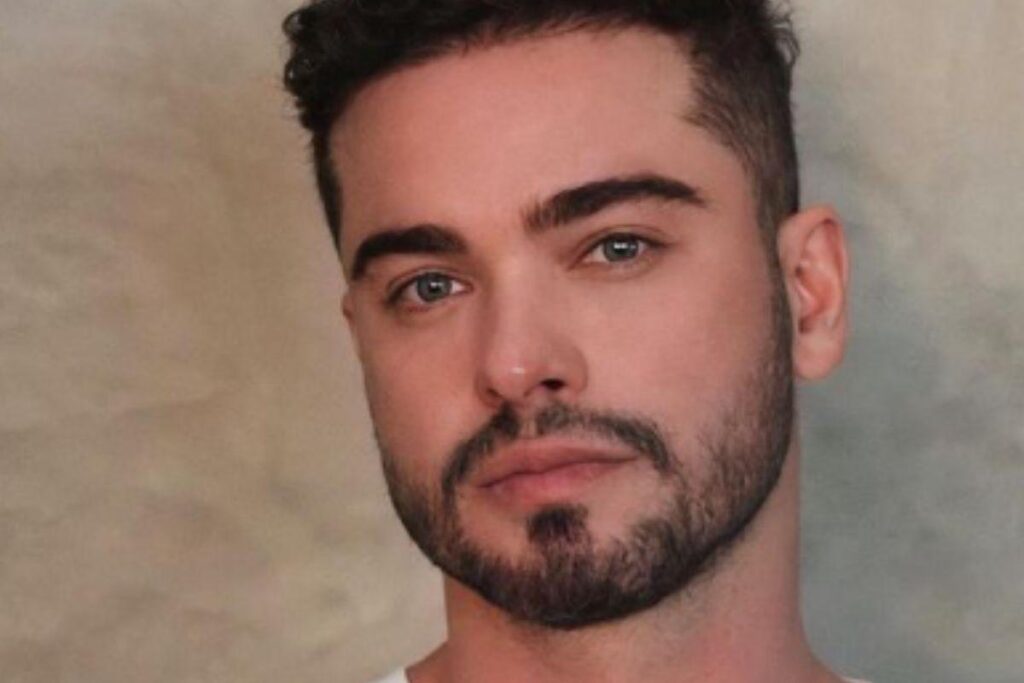 Sidney Sampaio já está bem e medicado após pular da janela de hotel