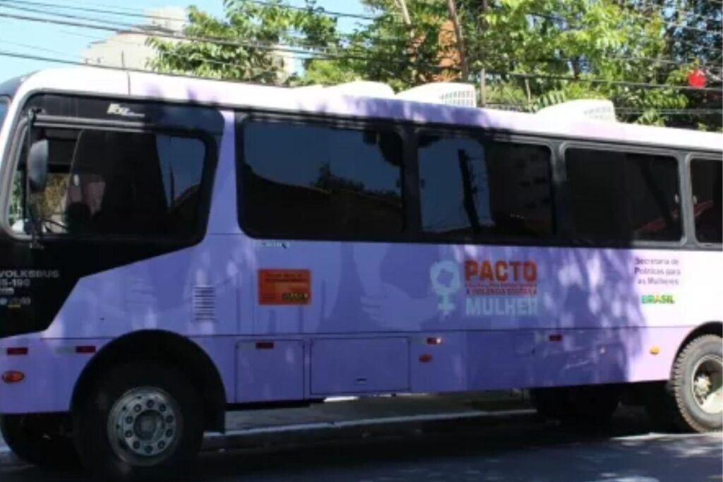 Mulheres vítimas de violência relatam problemas em abrigo de SP