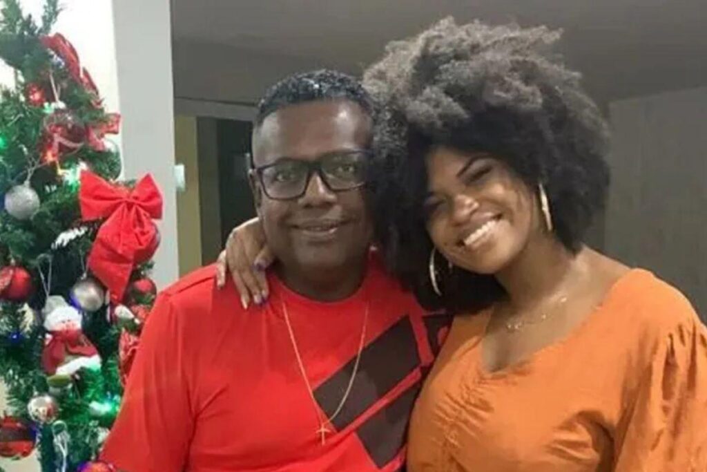 O amigo compartilhou a notícia por meio das redes sociais