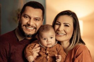 Andressa Urach e Thiago Lopes se separaram dois anos após a união e tiveram um filho juntos, Leon