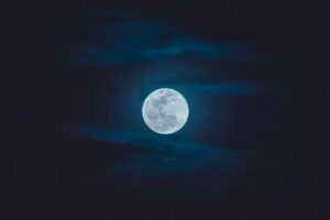 Superlua Azul acontece hoje