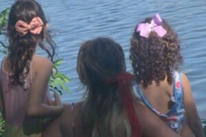 Raquel retornou ao Brasil após a separação com as duas filha