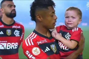 O jogador acalmou a criança