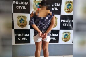 A mulher foi presa flagrante