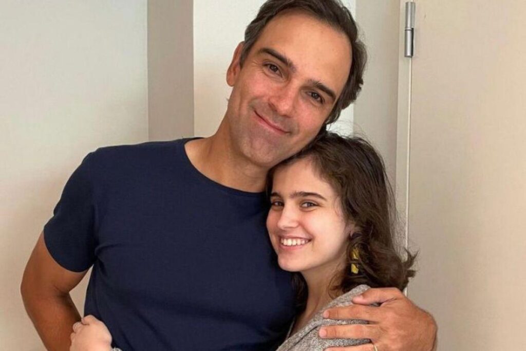 Valentina Schmidt fala sobre ter desistido da faculdade