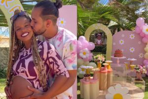 Jeniffer Nascimento aproveitou as férias em Salvador para fazer o chá de fraldas da filha com a família do marido