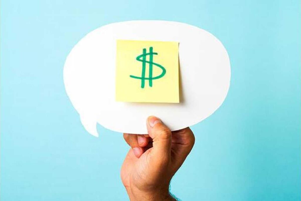 O chat GPT pode ajudar as famílias na hora de falar sobre dinheiro em casa