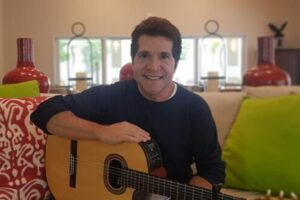 Cantor Daniel conta em entrevista a sensação de ser pai novamente